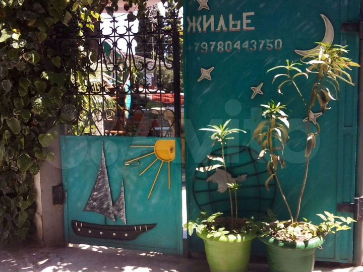 Комната 16 м² в 1-к., 1/2 эт.