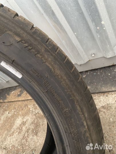 Michelin Pilot Sport 4 255/45 R20