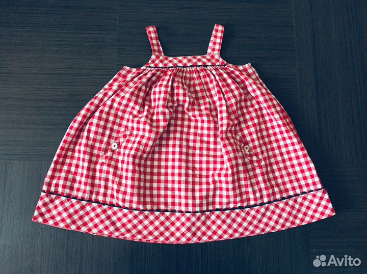 Очень красивый сарафан для девочки в отличном сост