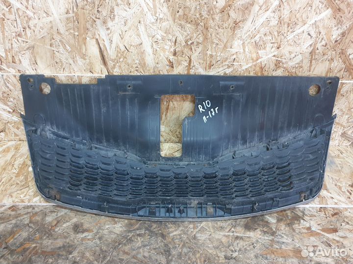 Решетка радиатора Kia RIO 2011-2017