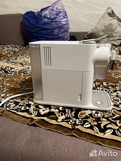 Кофемашина капсульная Delonghi -nespresso EN510.W