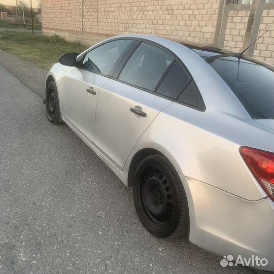 Шевролет круз 1.6