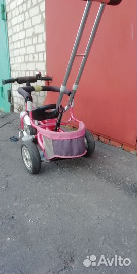 Детский трех колёсный велосипед
