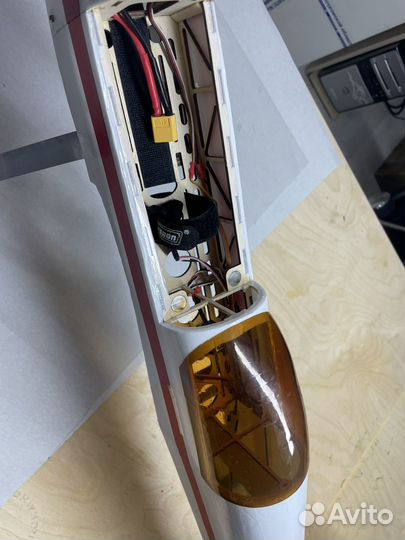 Радиоуправляемый самолет