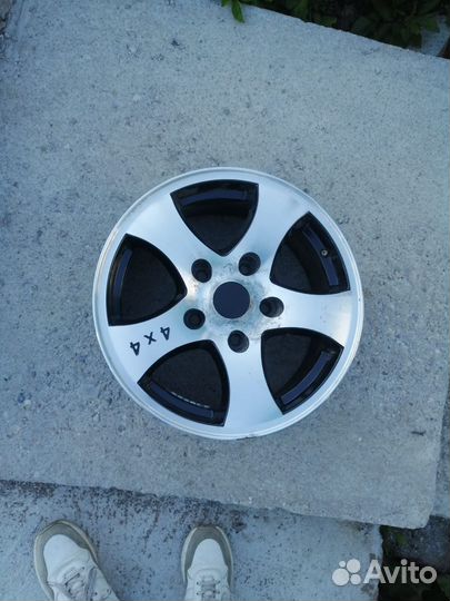 Продам литые диски
