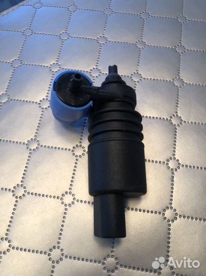 Водяной насос Audi q3 система очистки окон