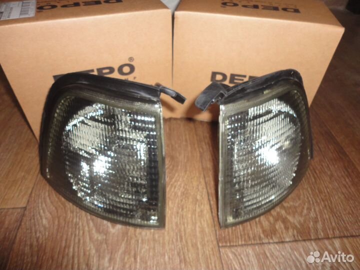 Тонированные поворотники Ауди 80 B3