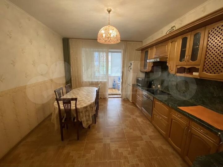 4-к. квартира, 120 м², 3/5 эт.