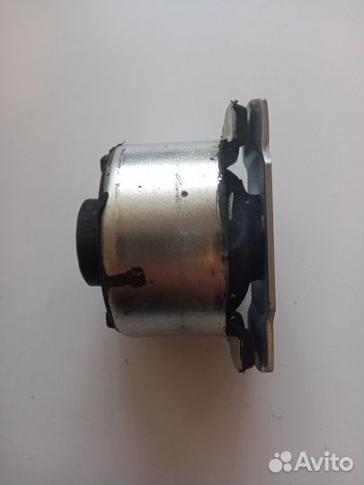 Сайлентблок рычага независимой подвески колеса Ren