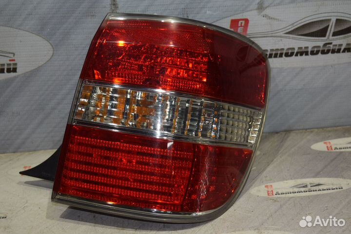 Стоп право c Toyota Brevis JCG10 1JZ-FSE