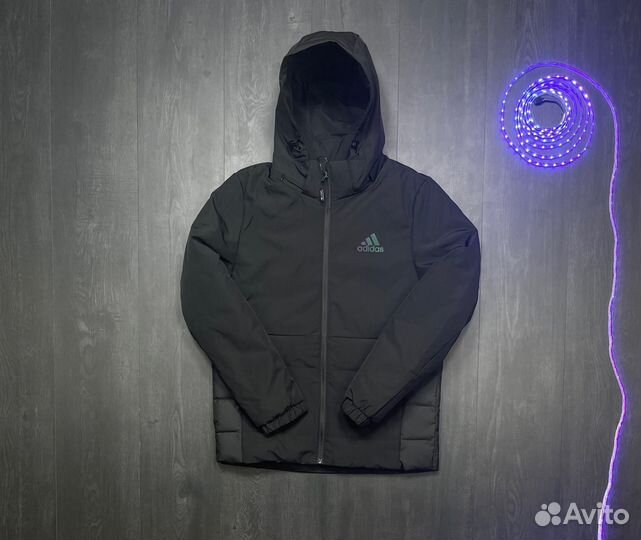 Спортивная куртка Adidas