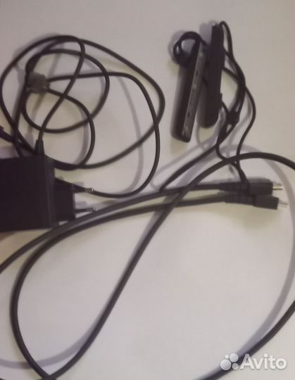 Nintendo Switch V2 + защитное стекло и чехол