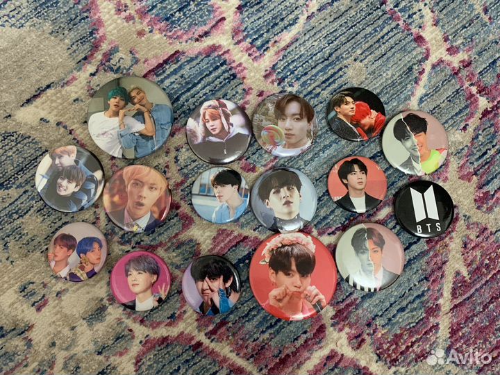 Значки BTS