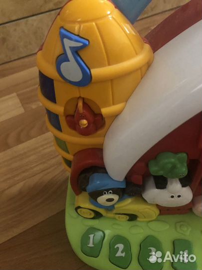 Игрушка Ферма музыкальная на русском и английском