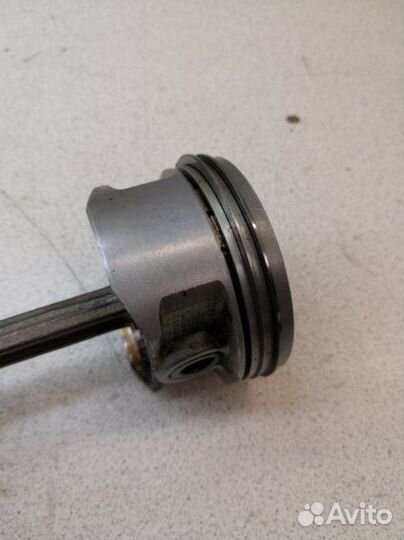 Поршень с шатуном Honda Fit GD2 L13A