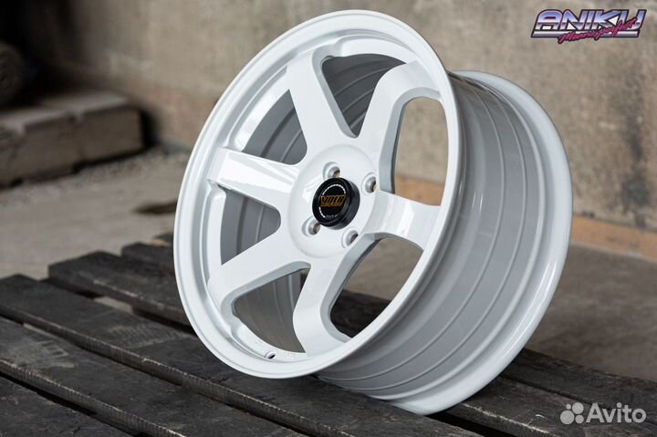 Диски Volk Racing TE37 SL R17 8j ET35 4*100 (D164)