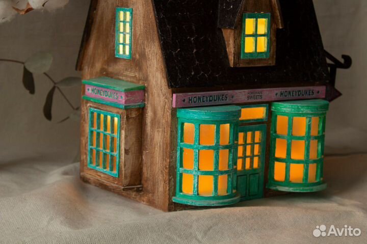 Светильник домик