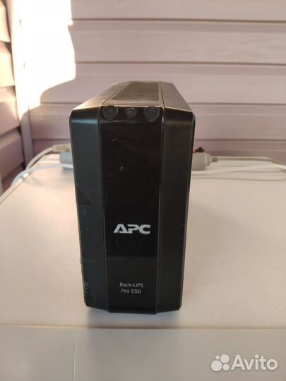Источник бесперебойного питания APC Back-UPS 550