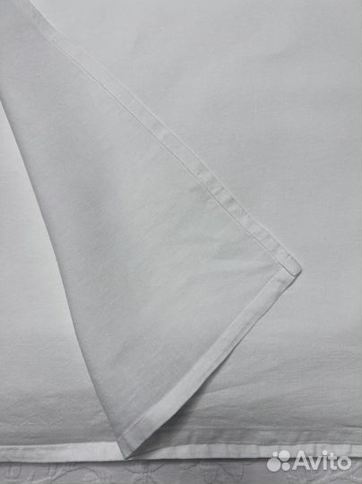 Скатерть льняная белая б/у размер 144х236