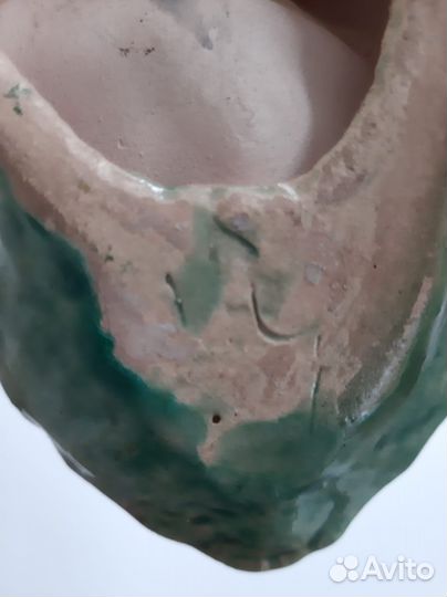 Нахохлившийся воробей, майолика Гжель, 1950-е гг