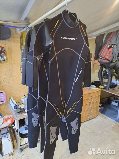 Гидрокостюм