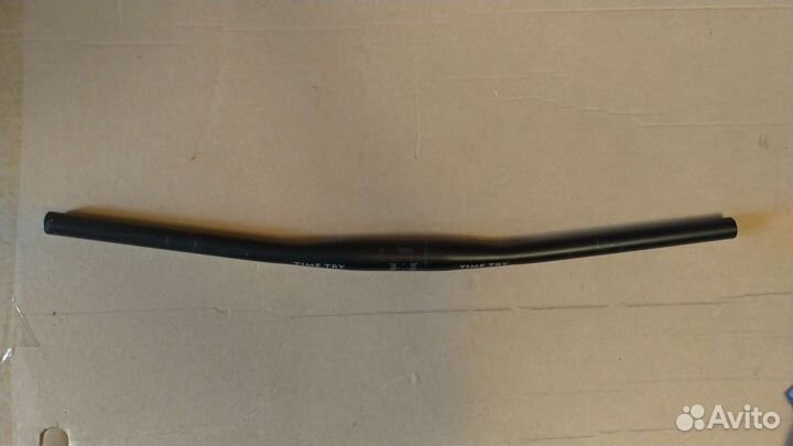 Руль для велосипеда 31,8 мм. 660 мм