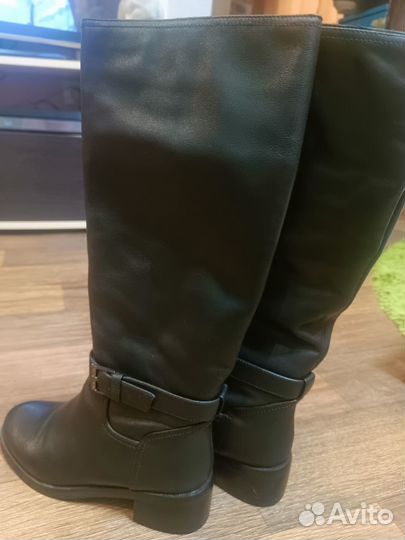 Продаю сапоги Pierre Cardin 36 размер