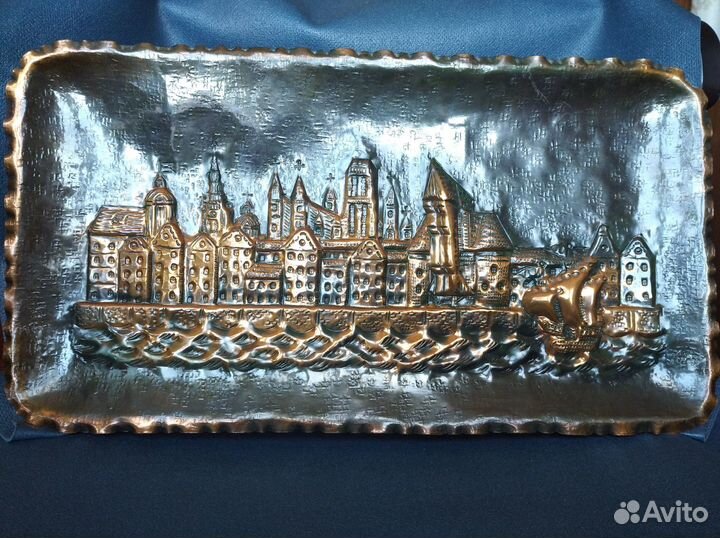 Панно чеканка