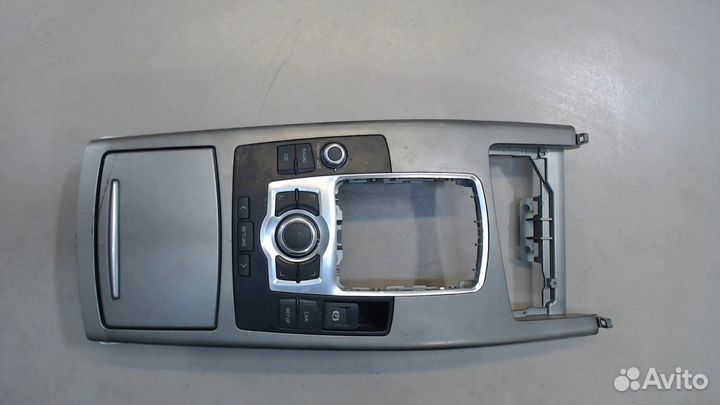 Консоль салона Audi A6 (C6), 2007