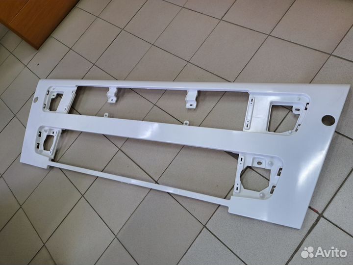 Панель передняя нижняя volvo FH12 FH13 FM