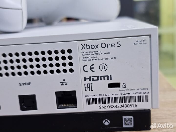 Xbox One S +игры