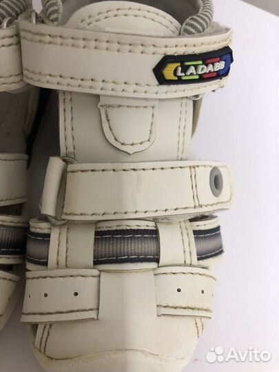 Сандалии на мальчика Ladabb 21 размер