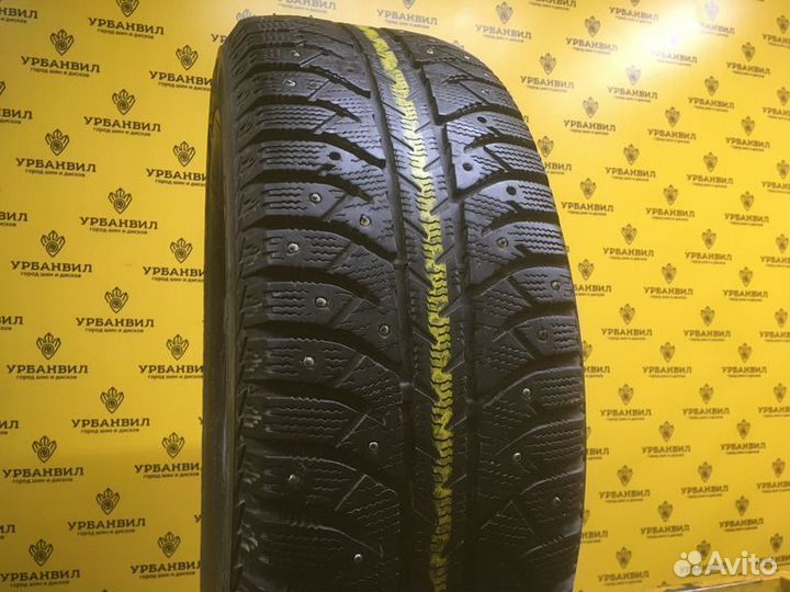 Bridgestone Ice Cruiser 7000 205/60 R16 92T