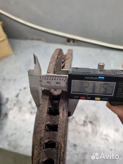 Передние тормозные диски Geely Atlas