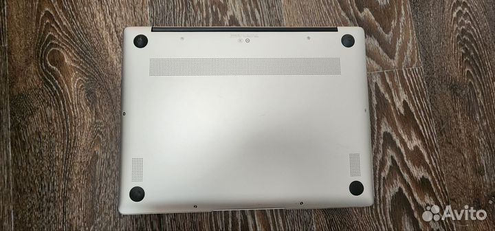 Huawei Matebook 13 AMD R5