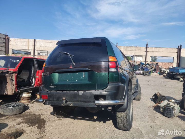 Митсубиси Монтеро Спорт по запчастям