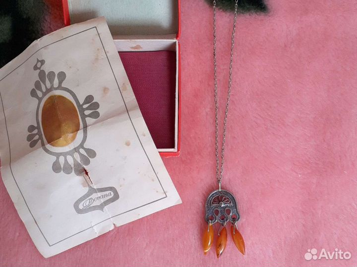 Брошки.Бусы.ссср