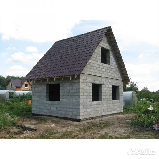 Бригада строителей