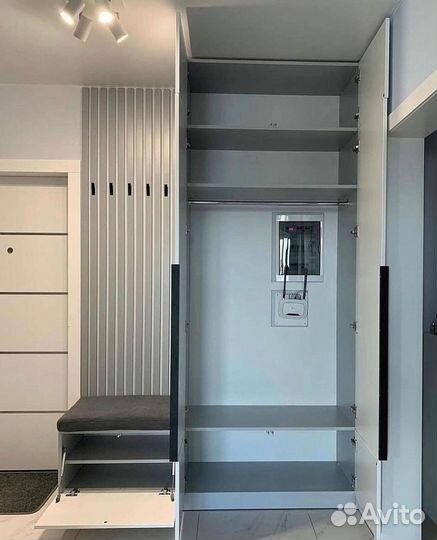 Шкаф распашной на заказ