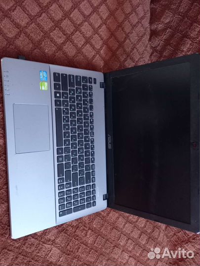 Ноутбук asus