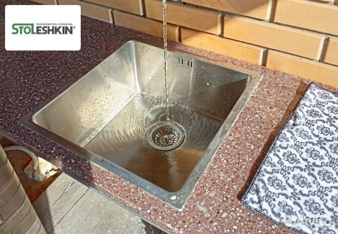 Уличные столешницы из камня