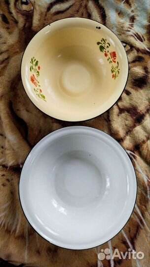 Тазы эмалированные СССР