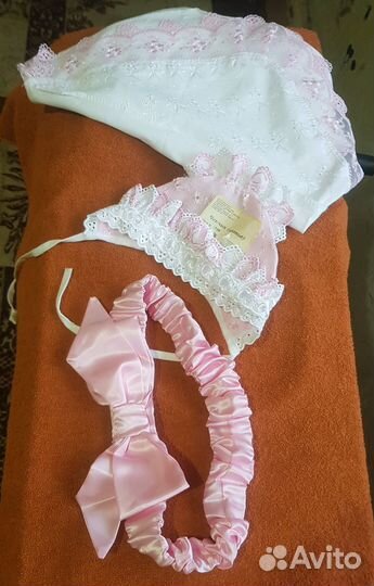 Комплект на выписку для девочки