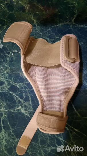 Бандаж на лучезапястный сустав