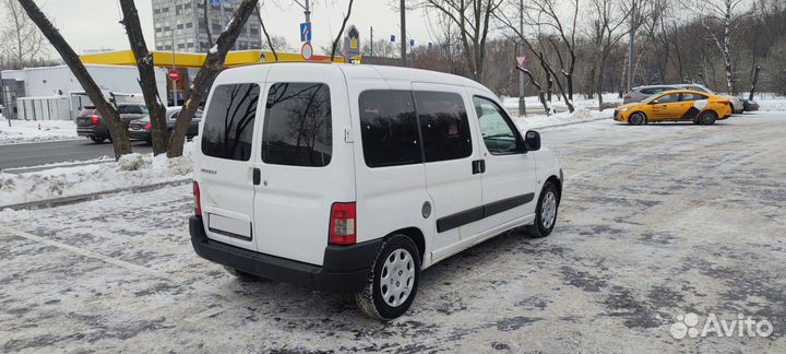 Авто с водителем, трансфер. Москва