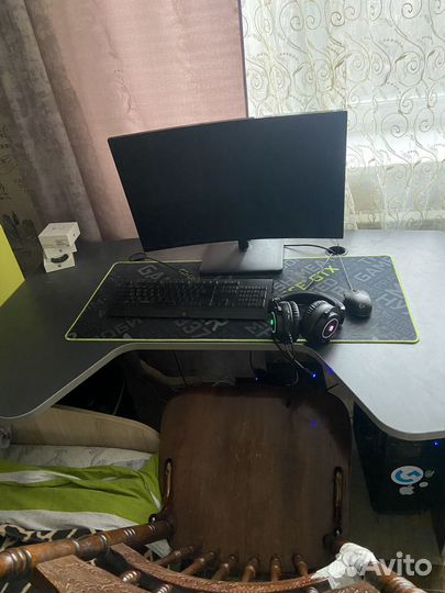 Игровой стол