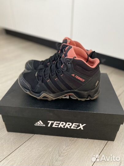 Ботинки adidas terrex