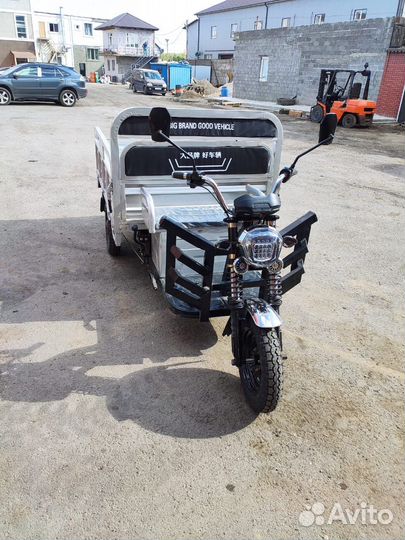 Электрический грузовой мотоцикл