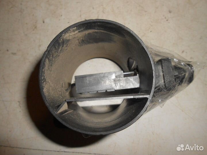 Датчик массового расхода воздуха (Jaguar XF)