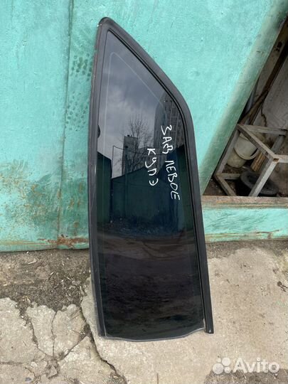 Стекло глухое Ситроен С 4 правое